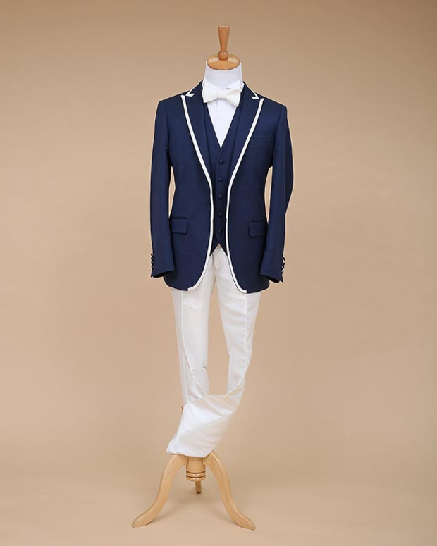 Tuxedo No.1